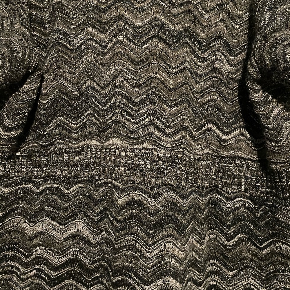 PENNINGTONS V-NECK KNITTED SWEATER - Picture 8 of 16
